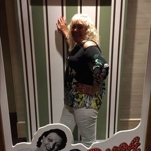 Meet your Posher, Nancy